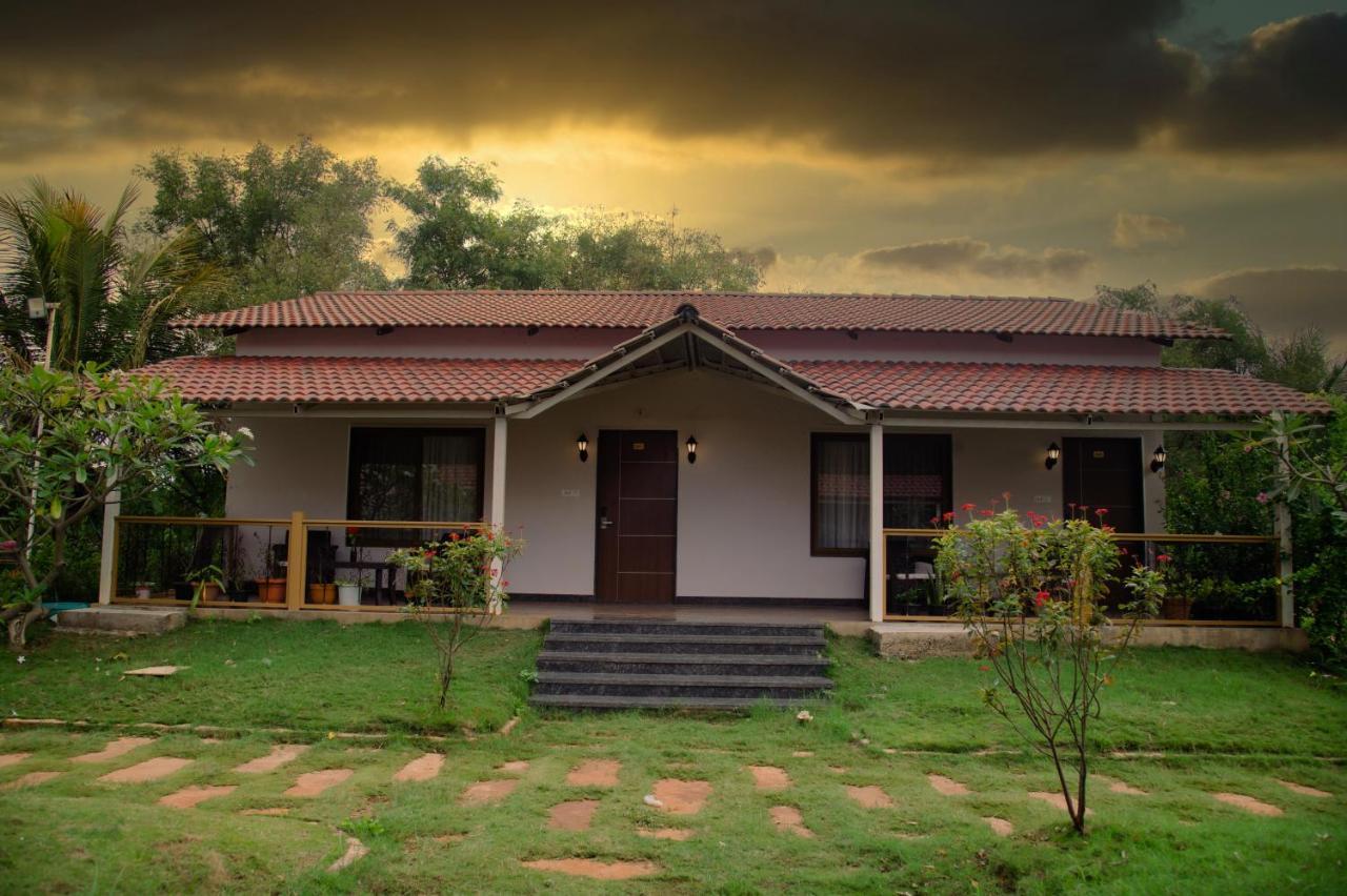 Sterling Banashree Badami Exterior foto