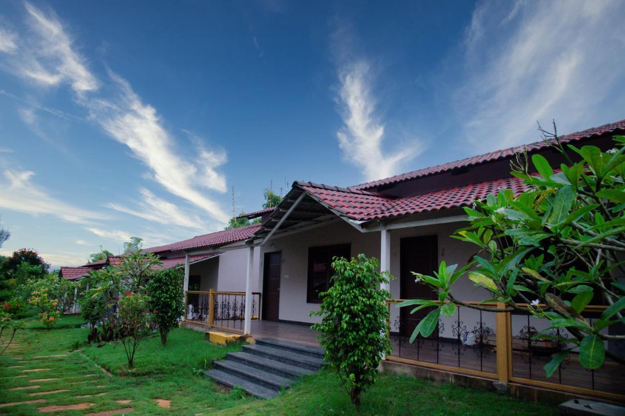 Sterling Banashree Badami Exterior foto