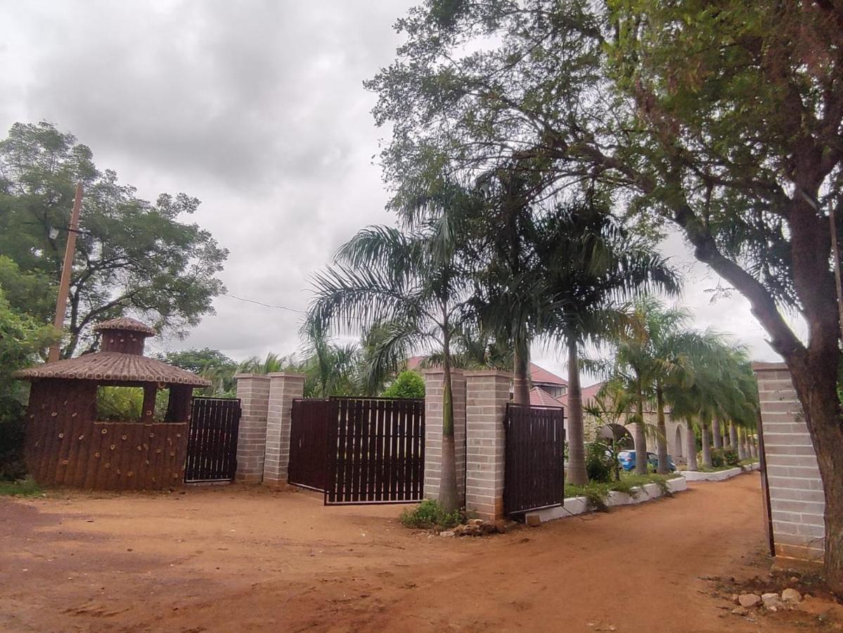 Sterling Banashree Badami Exterior foto