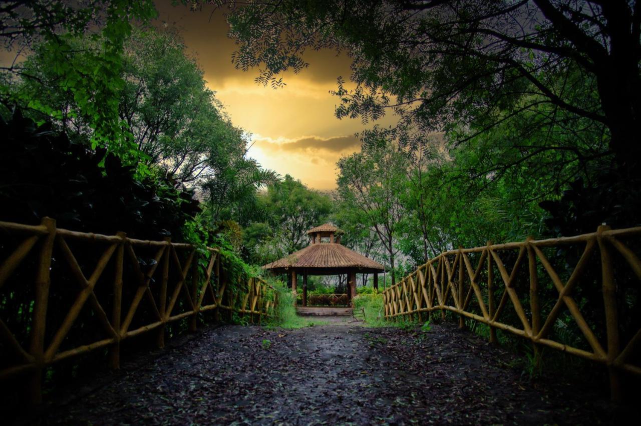 Sterling Banashree Badami Exterior foto