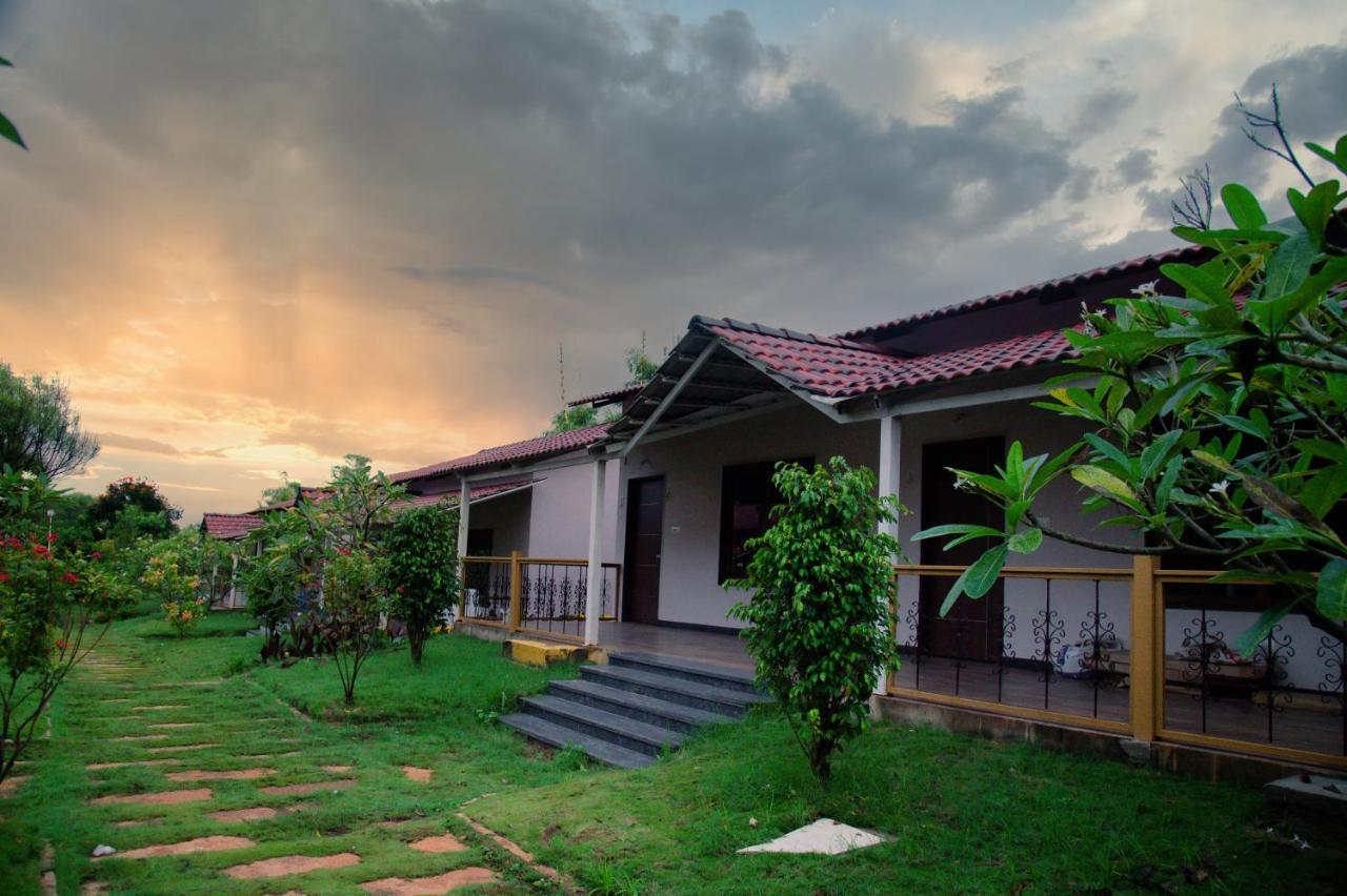 Sterling Banashree Badami Exterior foto