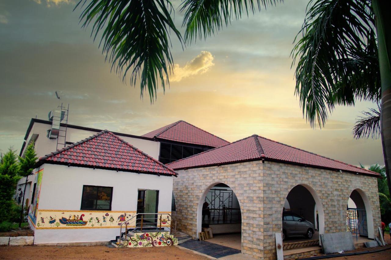 Sterling Banashree Badami Exterior foto