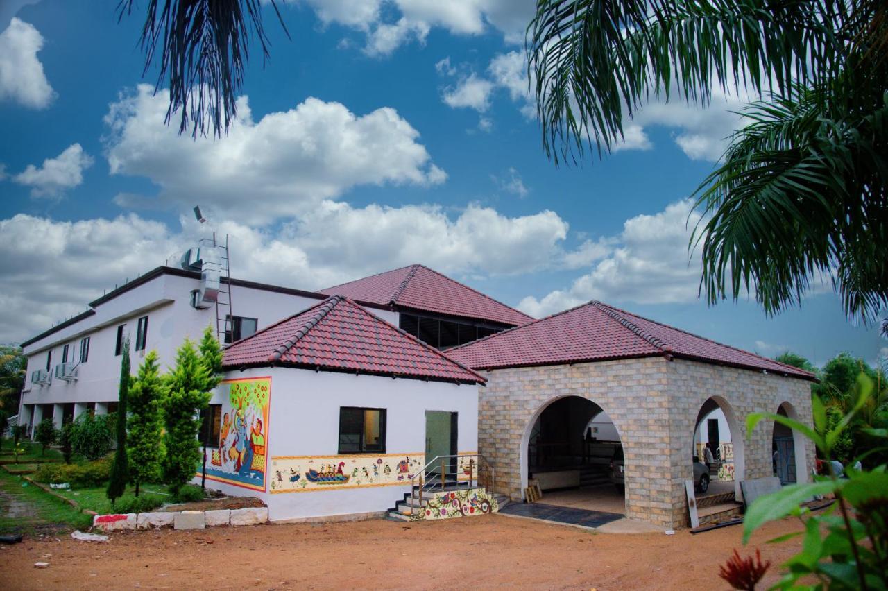 Sterling Banashree Badami Exterior foto