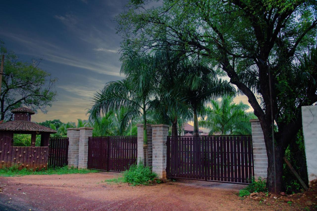 Sterling Banashree Badami Exterior foto