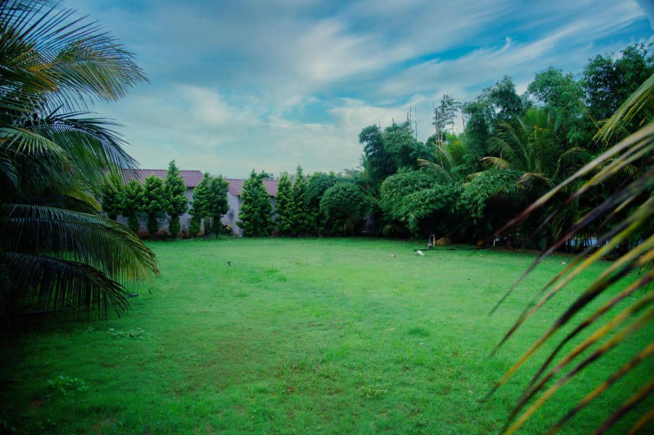 Sterling Banashree Badami Exterior foto