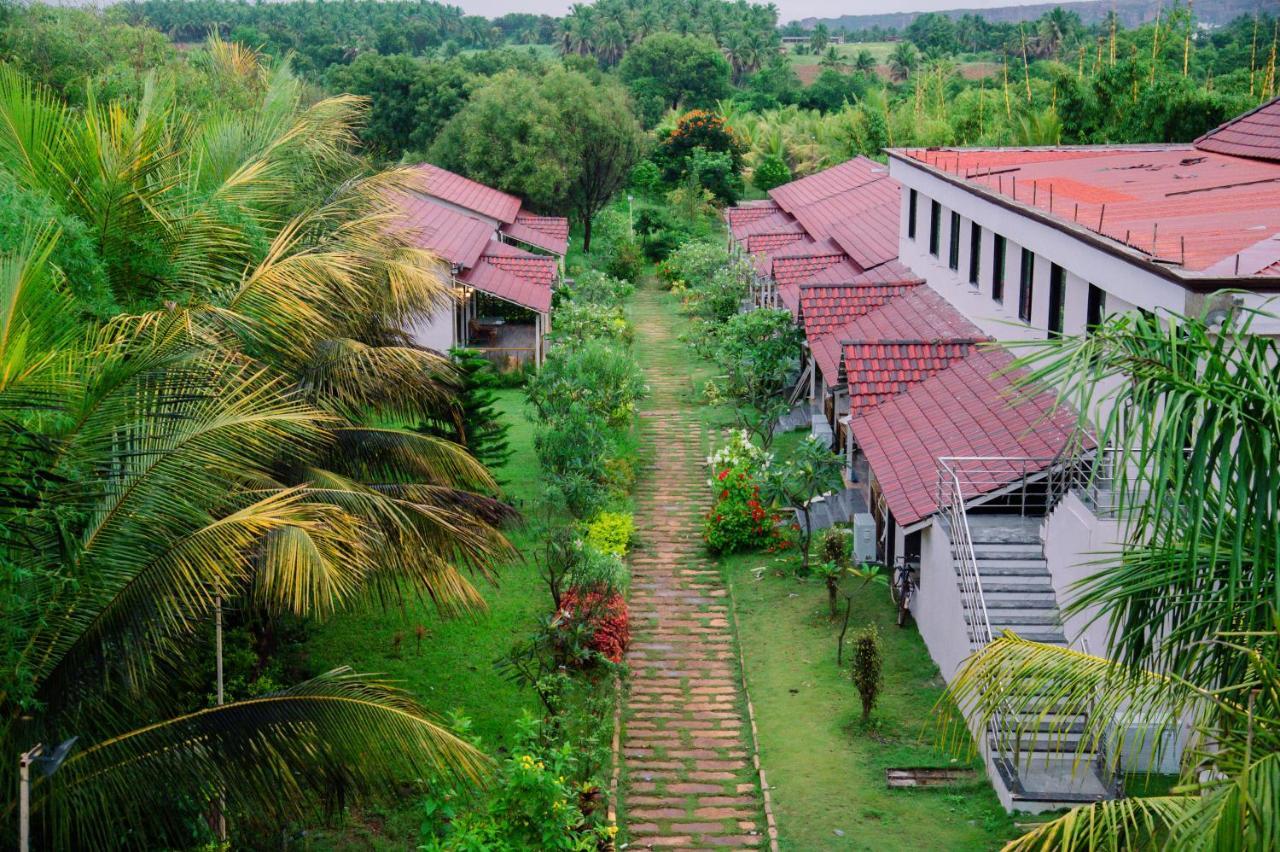 Sterling Banashree Badami Exterior foto