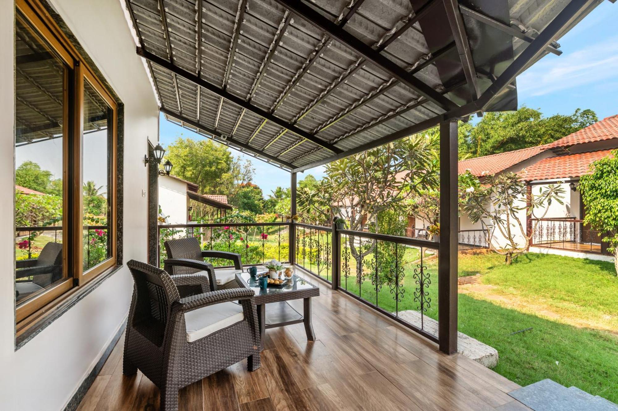 Sterling Banashree Badami Exterior foto