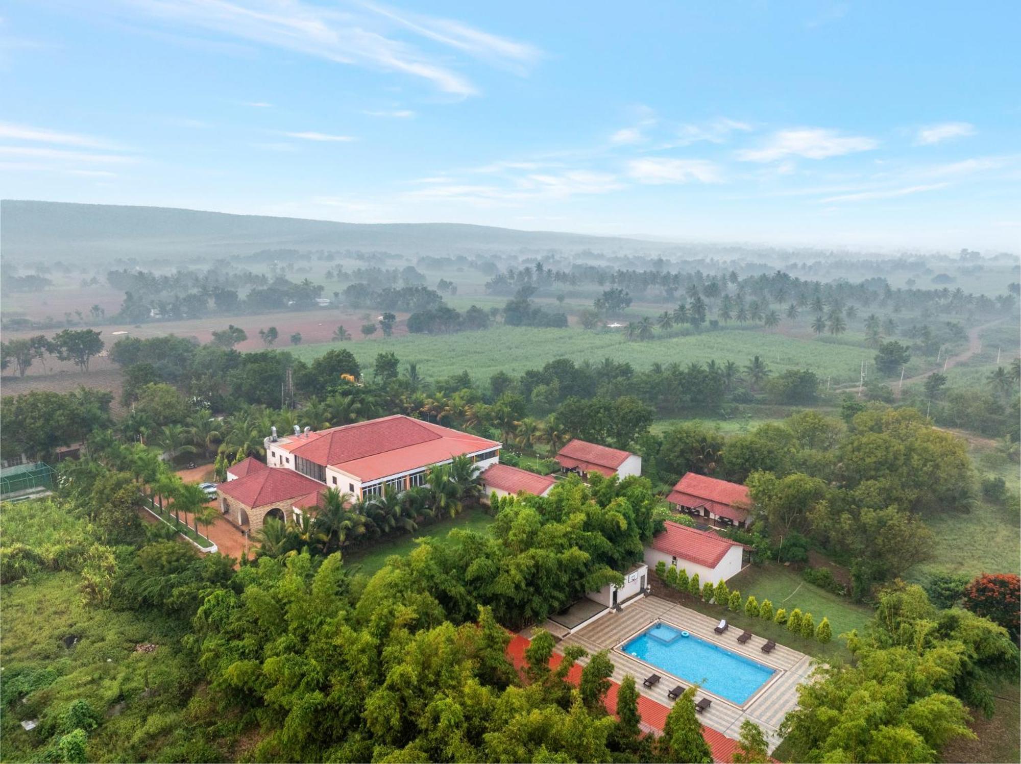 Sterling Banashree Badami Exterior foto